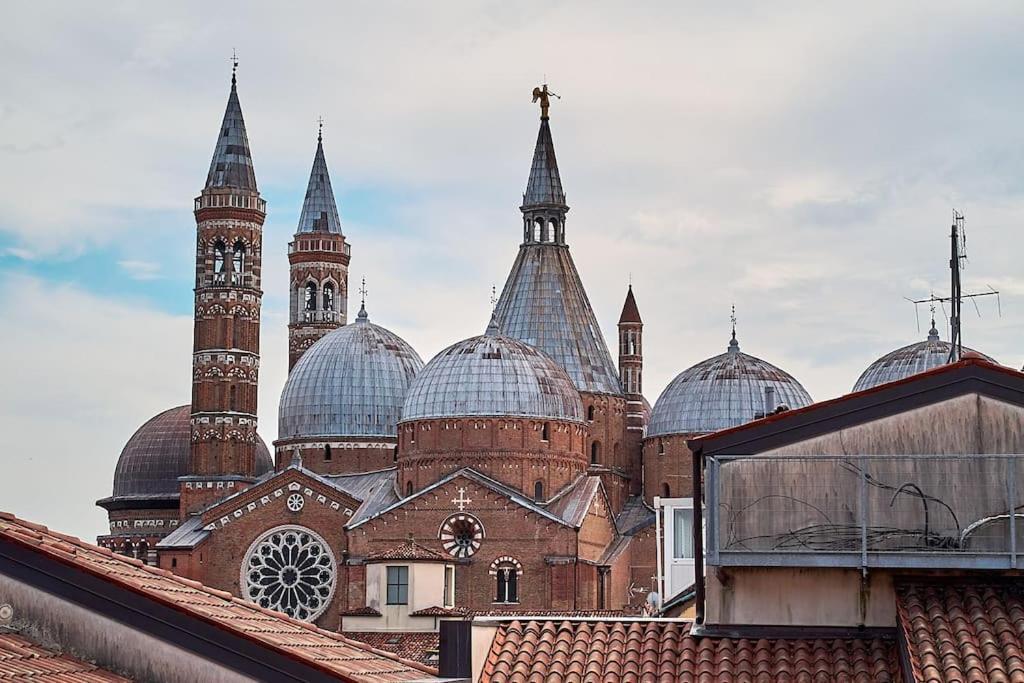 Residenza Subitosanto "Gigliola" 9A - Bilocale Con Terrazzo Esclusivo Cupola Basilica Di Sant'Antonio- Apartment Падуа Екстериор снимка