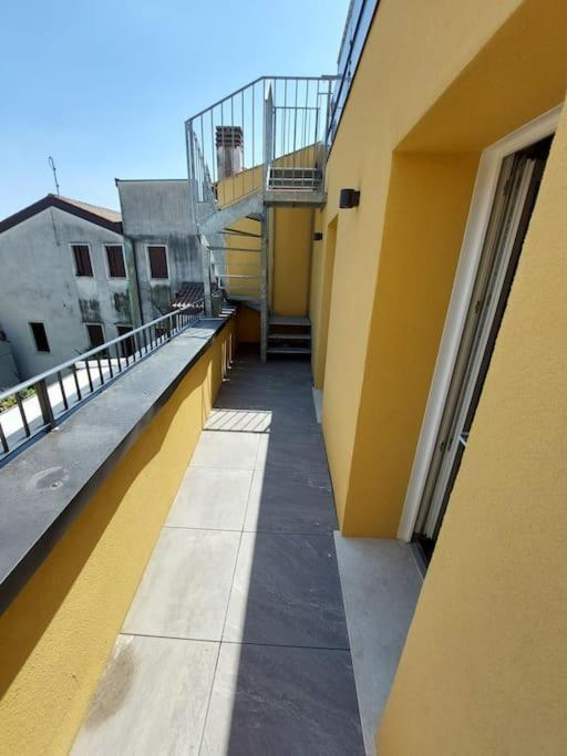 Residenza Subitosanto "Gigliola" 9A - Bilocale Con Terrazzo Esclusivo Cupola Basilica Di Sant'Antonio- Apartment Падуа Екстериор снимка
